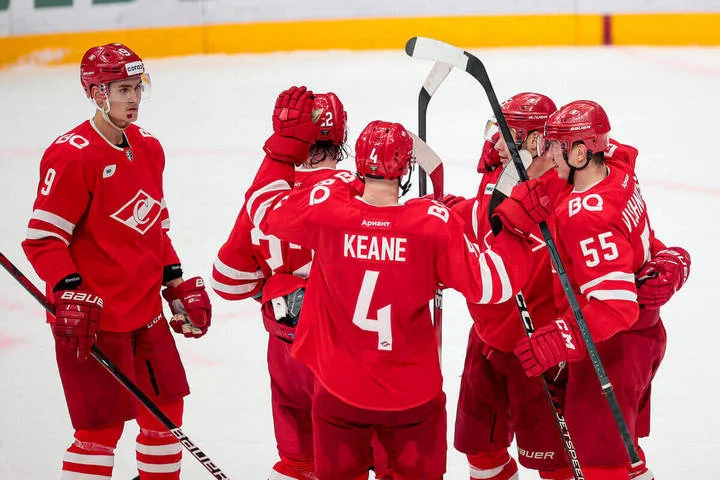 Форвард «Спартака» Александр Пашин о 5:3 с «Амуром»: «Игра не очень складывалась у нас в первые два периода, да и в третьем мы получили совсем ненужные удаления» Форвард «Спартака» Александр Пашин о 5:3 с «Амуром»: «Игра не очень складывалась у нас в первые два периода, да и в третьем мы получили совсем ненужные удаления»