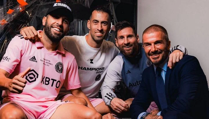 Дэвид Бекхэм: «Когда Месси забивает, Бускетс отдает передачи, а Жорди Альба делает ускорения, люди спрашивают: «Это договорняк?» Дэвид Бекхэм: «Когда Месси забивает, Бускетс отдает передачи, а Жорди Альба делает ускорения, люди спрашивают: «Это договорняк?»