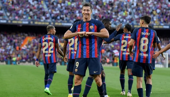 Левандовски оформил хет-трик в матче с «Викторией Пльзень». Роберт установил рекорд ЛЧ Левандовски оформил хет-трик в матче с «Викторией Пльзень». Роберт установил рекорд ЛЧ