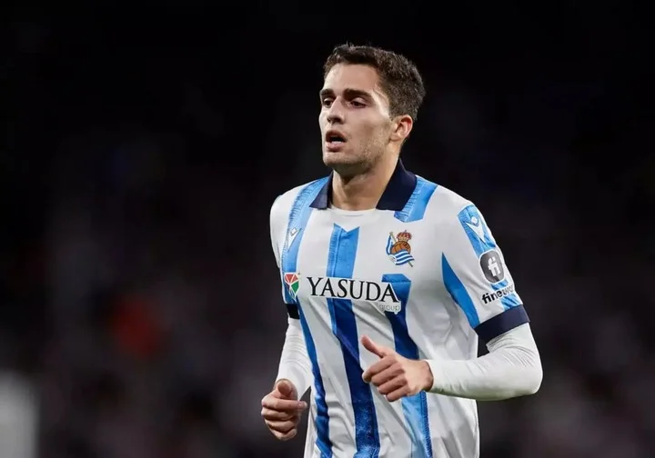 Иманоль Альгуасиль: «Я посоветовал Захаряну выучить баскский. Было ясно, что, когда Арсен наберет форму, он удивит тех, кто его не знает» Иманоль Альгуасиль: «Я посоветовал Захаряну выучить баскский. Было ясно, что, когда Арсен наберет форму, он удивит тех, кто его не знает»