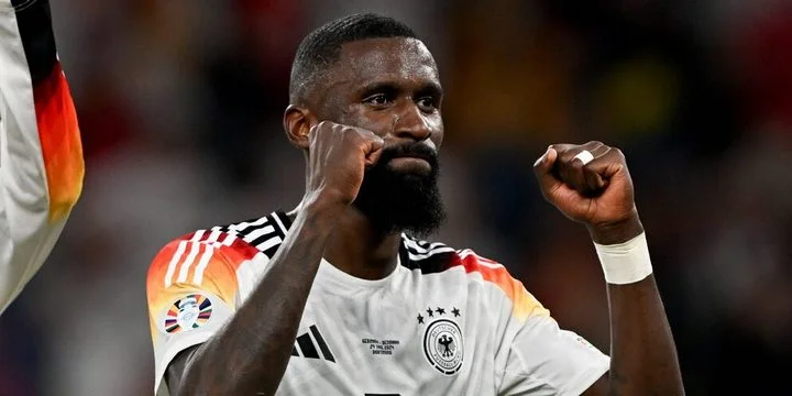 Педри: «Рюдигер – это очень сильный защитник, но бояться его не стоит» Педри: «Рюдигер – это очень сильный защитник, но бояться его не стоит»