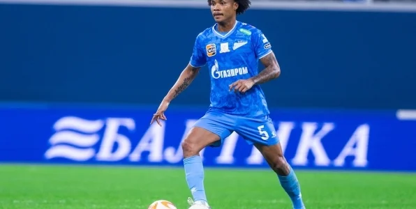 Агент Барриоса сообщил, что колумбиец не покинет «Зенит» зимой Агент Барриоса сообщил, что колумбиец не покинет «Зенит» зимой