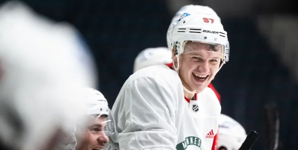 Сушинский: миллионы не будут давить на Капризова, он и раньше получал немаленькие деньги Сушинский: миллионы не будут давить на Капризова, он и раньше получал немаленькие деньги