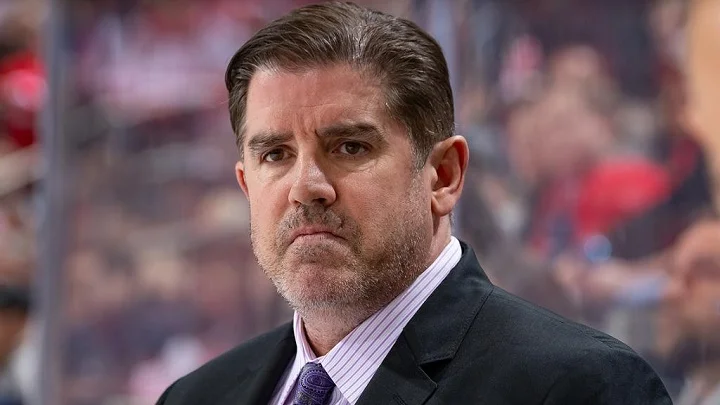 Тренер «Вашингтона» о рекорде Овечкина: «Он оставляет в прошлом великих игроков» Тренер «Вашингтона» о рекорде Овечкина: «Он оставляет в прошлом великих игроков»