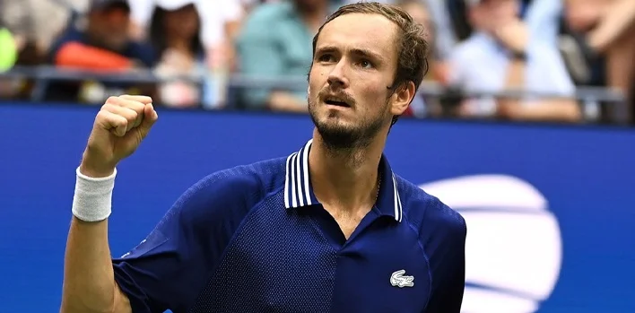 Медведев вышел в третий круг US Open. Сафиуллин и Алькарас выбыли Медведев вышел в третий круг US Open. Сафиуллин и Алькарас выбыли