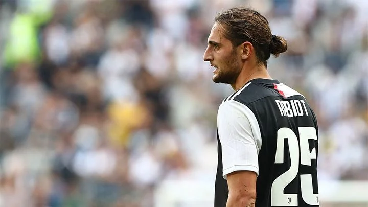 Адриен Рабьо: «Я стал лучше под руководством Аллегри» Адриен Рабьо: «Я стал лучше под руководством Аллегри»