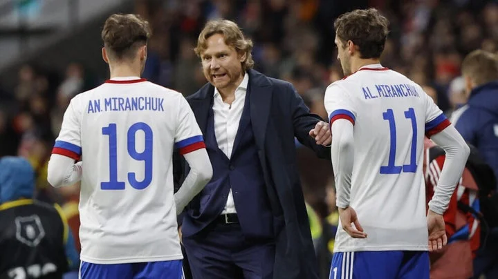 Валерий Карпин заявил, что стартовый состав в матче с Кенией сильно изменится Валерий Карпин заявил, что стартовый состав в матче с Кенией сильно изменится