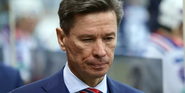 Быков: если комиссар НХЛ обеспокоен олимпийским катком в Милане, стоит задуматься Быков: если комиссар НХЛ обеспокоен олимпийским катком в Милане, стоит задуматься