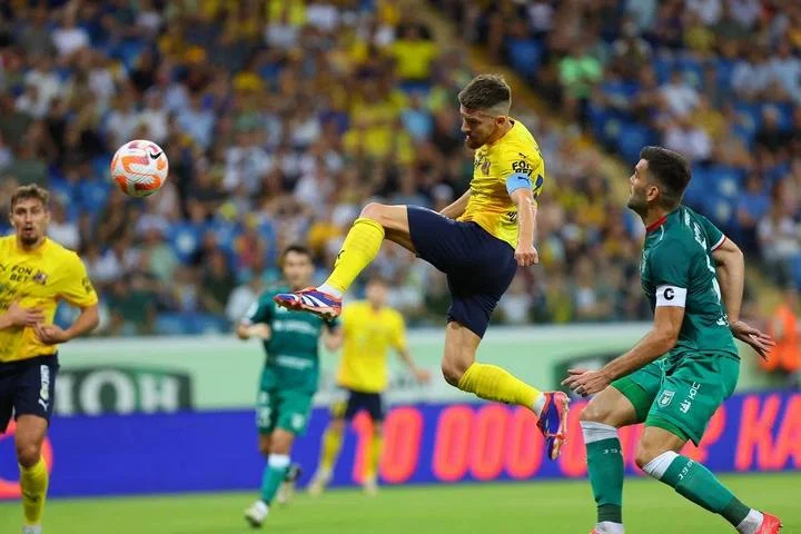 Спортдиректор «Ростова» Алексей Рыскин: «Судьи могут говорить все, что угодно: на черное – белое, а на белое – черное. Я закончил разбираться и понимать» Спортдиректор «Ростова» Алексей Рыскин: «Судьи могут говорить все, что угодно: на черное – белое, а на белое – черное. Я закончил разбираться и понимать»