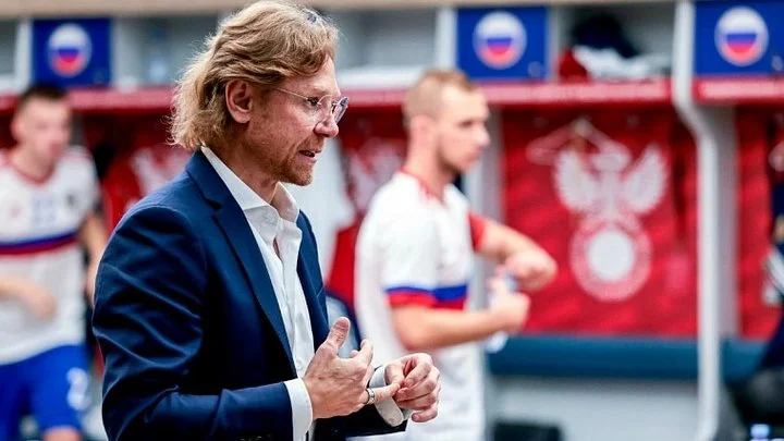 Валерий Карпин о малом количестве игроков «Зенита» в сборной России: «Вопрос не ко мне» Валерий Карпин о малом количестве игроков «Зенита» в сборной России: «Вопрос не ко мне»