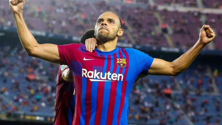 «Валенсия» интересуется нападающим «Барселоны» 