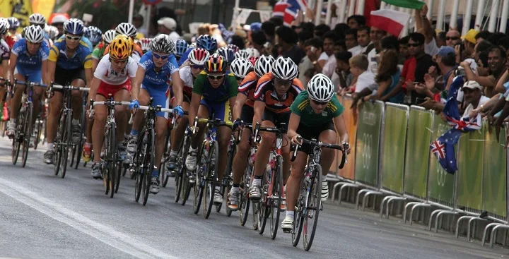 Федерация велоспорта Великобритании запретила трансгендерам участвовать в женских соревнованиях Федерация велоспорта Великобритании запретила трансгендерам участвовать в женских соревнованиях