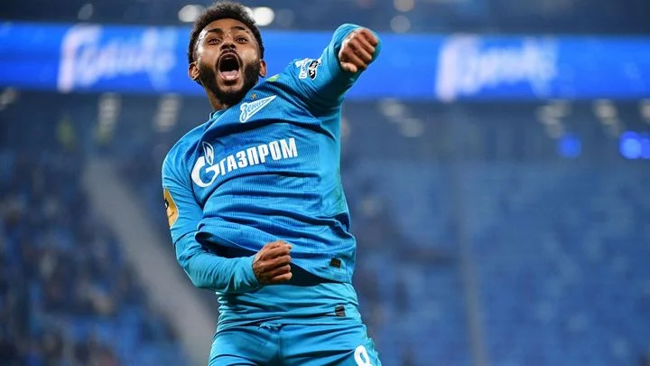 Вендел продлил с «Зенитом» контракт на пять лет Вендел продлил с «Зенитом» контракт на пять лет