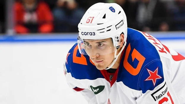 Игрок СКА Хайруллин: «Металлург» снова будет претендовать на Кубок Гагарина Игрок СКА Хайруллин: «Металлург» снова будет претендовать на Кубок Гагарина