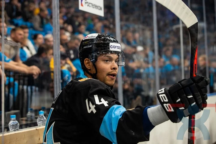 Генменеджер «Трактора» Алексей Волков: «Боуи добавит нашей команде мышц и поможет нам в большинстве» Генменеджер «Трактора» Алексей Волков: «Боуи добавит нашей команде мышц и поможет нам в большинстве»