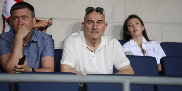 Черчесов остался беззащитным в Казахстане после ухода главы КФФ — источник Черчесов остался беззащитным в Казахстане после ухода главы КФФ — источник