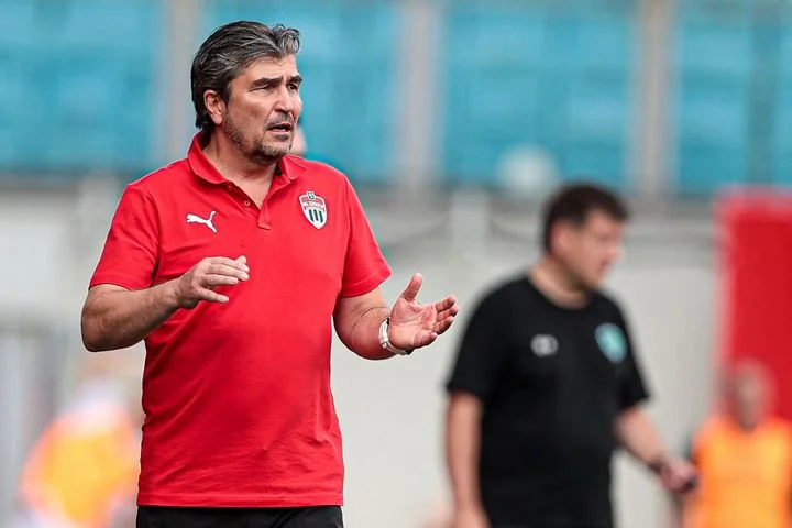 Тренер «Химок» Николай Писарев о поражении от «Локо»: «Во втором тайме за счет большинства очень много моментов создали, но реализация подвела» Тренер «Химок» Николай Писарев о поражении от «Локо»: «Во втором тайме за счет большинства очень много моментов создали, но реализация подвела»