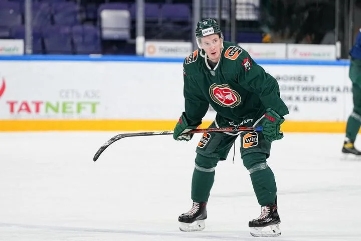 Форвард «Ак Барса» Дмитрий Кагарлицкий перед игрой с ЦСКА: «Надо сохранить победный настрой с прошлой встречи, а не смотреть на то, что было больше месяца назад» Форвард «Ак Барса» Дмитрий Кагарлицкий перед игрой с ЦСКА: «Надо сохранить победный настрой с прошлой встречи, а не смотреть на то, что было больше месяца назад»