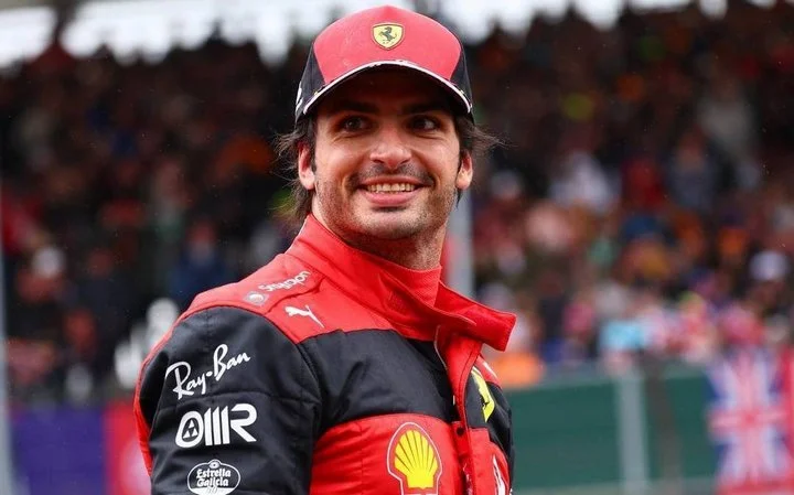 Карлос Сайнс: «Рад объявить, что присоединюсь к «Уильямсу». Это самое подходящее для меня место» Карлос Сайнс: «Рад объявить, что присоединюсь к «Уильямсу». Это самое подходящее для меня место»