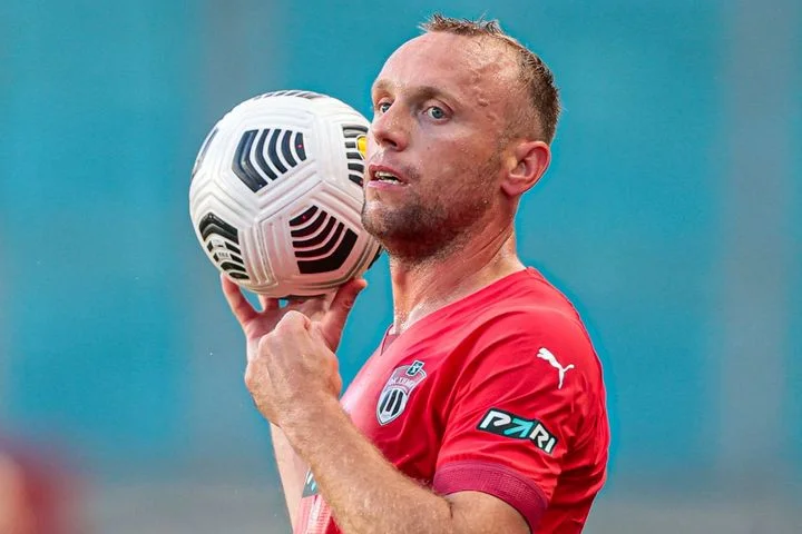 Хавбек «Химок» Денис Глушаков: «Нам просто хотелось остановить «Зенит», чтобы сезон был интересным. Думаю, мы начали создавать интригу для всего чемпионата»