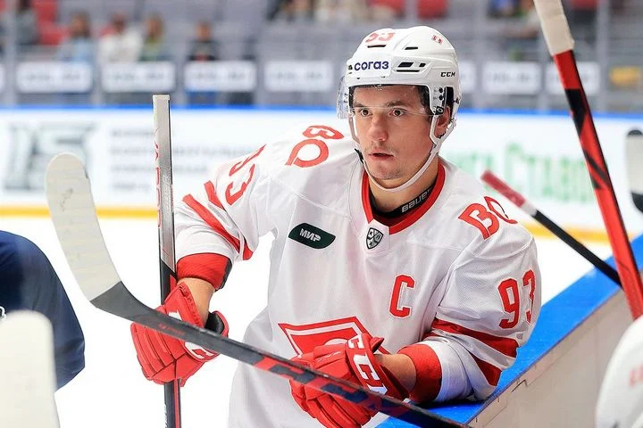 Александр Хохлачев об обмене из «Спартака» в «Амур»: «Все достаточно быстро случилось, поставили перед фактом, забрал вещи и поехал»