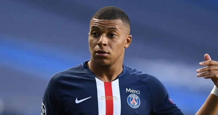 Мбаппе, Бензема и Холанда ждут трансферы в 2022-м. Год впечатляющей миграции форвардов Мбаппе, Бензема и Холанда ждут трансферы в 2022-м. Год впечатляющей миграции форвардов