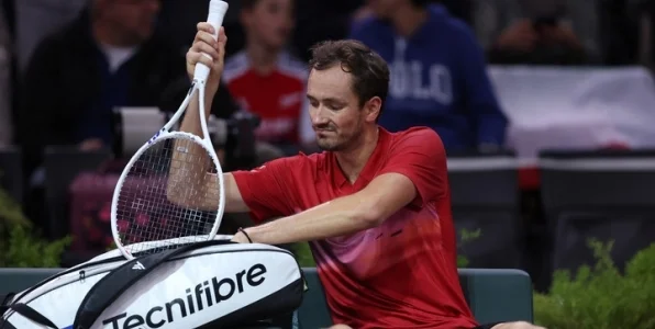 Надежда Петрова: «Поражение от Попырина заставит Медведева подготовиться к Итоговому турниру» Надежда Петрова: «Поражение от Попырина заставит Медведева подготовиться к Итоговому турниру»