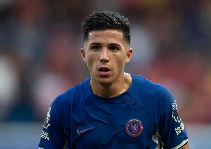 Энцо Фернандес: «Челси» заслуживает Кубок лиги, потому что последние 18 месяцев не всегда было легко» Энцо Фернандес: «Челси» заслуживает Кубок лиги, потому что последние 18 месяцев не всегда было легко»