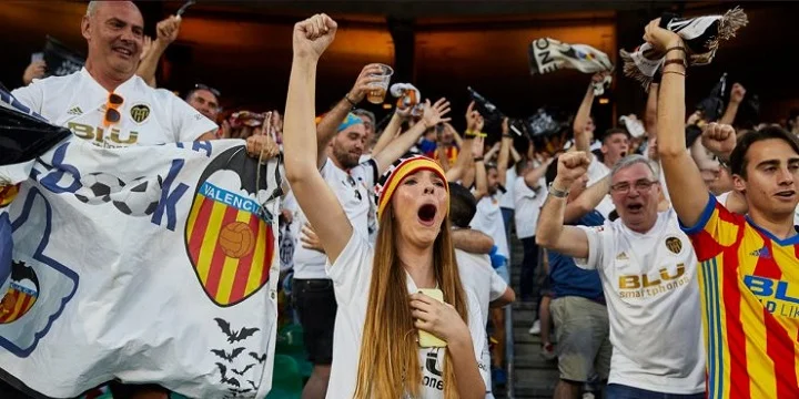 «Валенсия» сломила «Барселону» в финале!