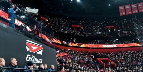 Плющев: В «Авангарде» идут серьезные внутренние разборки. Я уже не уверен, что они выйдут в плей-офф Плющев: В «Авангарде» идут серьезные внутренние разборки. Я уже не уверен, что они выйдут в плей-офф