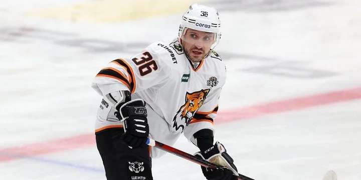 Яков Рылов: «Задача у «Амура» – выиграть к 2026 году Кубок Гагарина. Нам удалось создать отличный коллектив» Яков Рылов: «Задача у «Амура» – выиграть к 2026 году Кубок Гагарина. Нам удалось создать отличный коллектив»