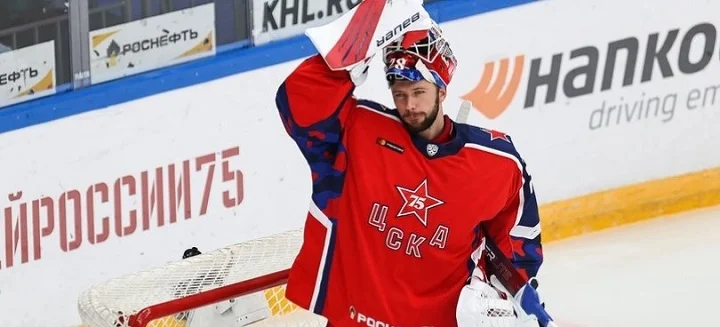 Федотов продолжит карьеру в НХЛ Федотов продолжит карьеру в НХЛ