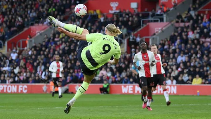 Пеп Гвардиола: «Мы два потрясающих десятилетия провели с Роналду и Месси в качестве ведущих бомбардиров. Холанд на их уровне»