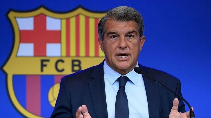 Жоан Лапорта определился с трансферами «Барселоны» на это лето Жоан Лапорта определился с трансферами «Барселоны» на это лето