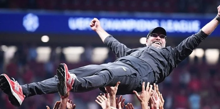 Любовь, страсть и ненависть в письмах Лиге чемпионов Любовь, страсть и ненависть в письмах Лиге чемпионов