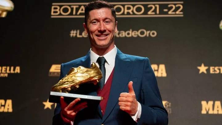 Левандовски о «Золотой бутсе»: «Для меня эта награда очень важна. Я счастлив в «Барселоне» Левандовски о «Золотой бутсе»: «Для меня эта награда очень важна. Я счастлив в «Барселоне»