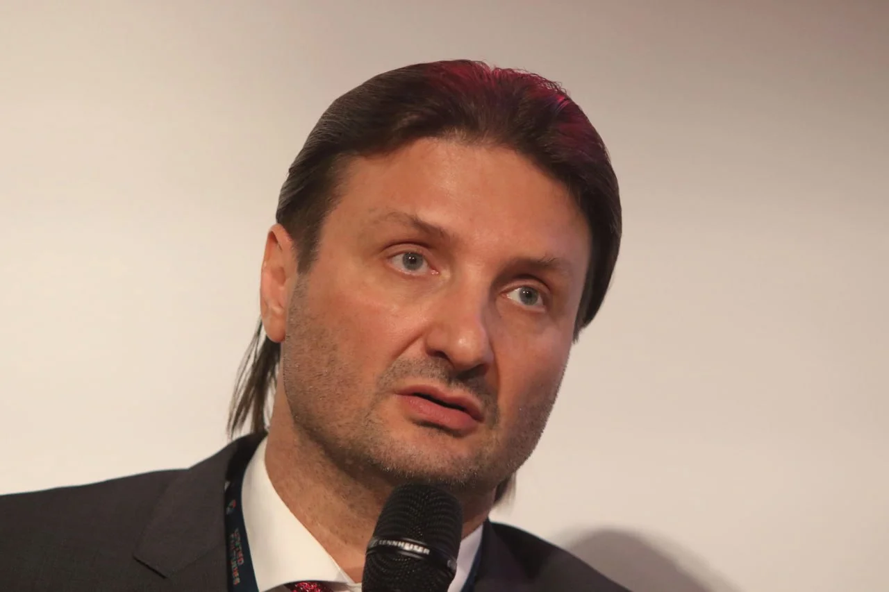 Запашный считает, что сброс бомбы на Лондон может усугубить ситуацию в российском спорте Запашный считает, что сброс бомбы на Лондон может усугубить ситуацию в российском спорте