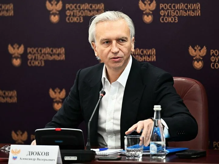 Александр Дюков: «Мы провели первый домашний матч после перерыва. Это даст сигнал и покажет другим сборным, что в России можно играть» Александр Дюков: «Мы провели первый домашний матч после перерыва. Это даст сигнал и покажет другим сборным, что в России можно играть»