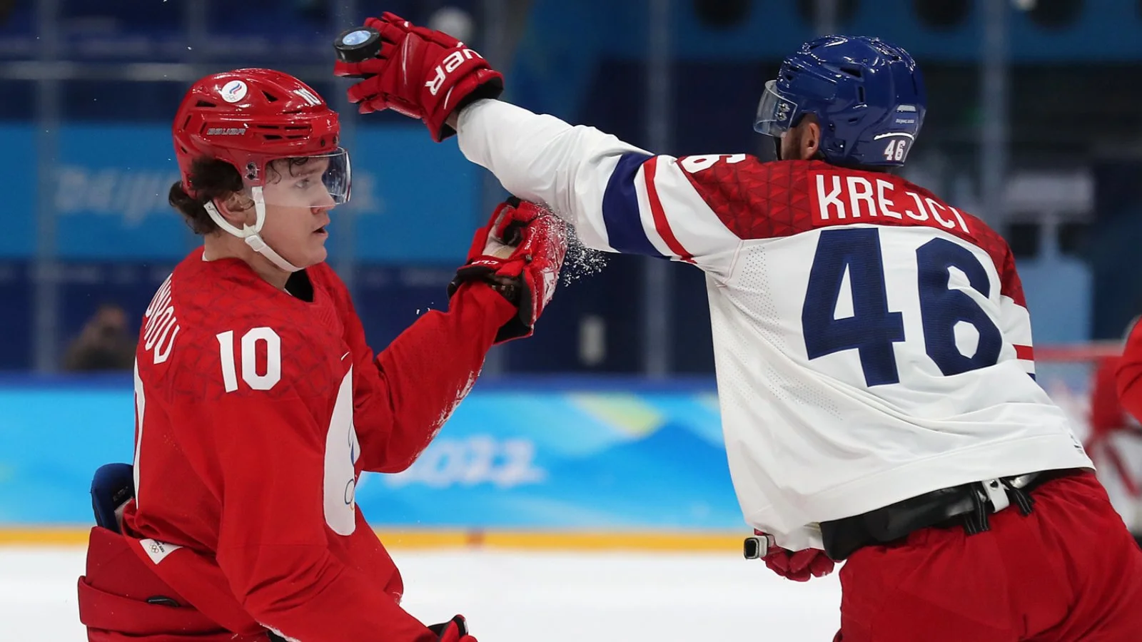 Россия облажалась на Олимпиаде против первого же серьезного соперника! Чехи отгрузили нашим 6 шайб Россия облажалась на Олимпиаде против первого же серьезного соперника! Чехи отгрузили нашим 6 шайб
