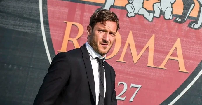 «Это как смерть». Эпоха ушла, громко хлопнув дверью «Это как смерть». Эпоха ушла, громко хлопнув дверью