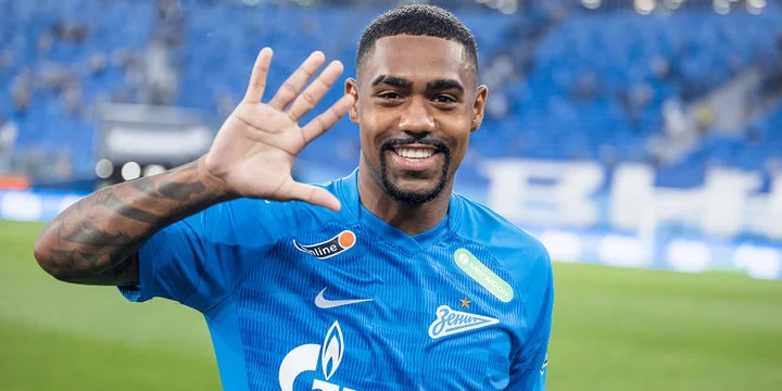 Малком: «Мое соглашение с «Зенитом» истекает через четыре года. Как профессионал, я собираюсь отработать контракт» Малком: «Мое соглашение с «Зенитом» истекает через четыре года. Как профессионал, я собираюсь отработать контракт»