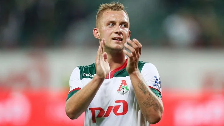 «Локомотив» может продать Дмитрия Баринова: «Если поступит предложение, то мы будем готовы его рассматривать» «Локомотив» может продать Дмитрия Баринова: «Если поступит предложение, то мы будем готовы его рассматривать»