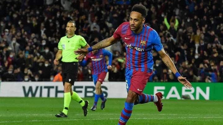 Пьер-Эмерик Обамеянг может перейти в «Челси» Пьер-Эмерик Обамеянг может перейти в «Челси»