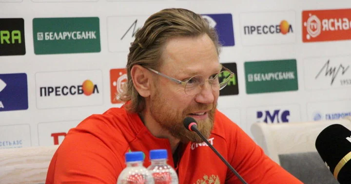 Игорь Колыванов: «Надо понимать, что хочет сам Карпин – работать в «Ростове» или совмещать со сборной» Игорь Колыванов: «Надо понимать, что хочет сам Карпин – работать в «Ростове» или совмещать со сборной»