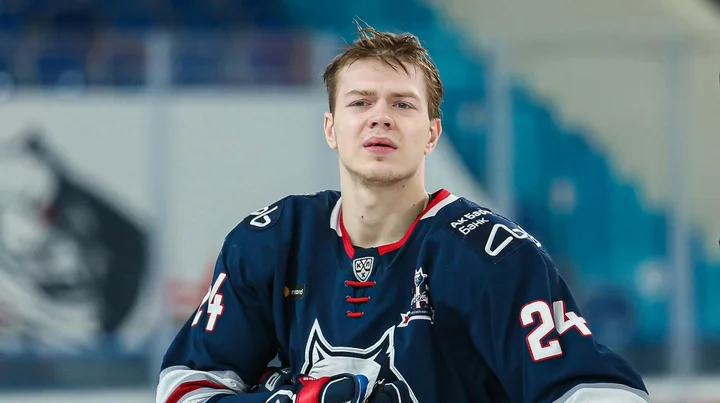 Директор «Нефтехимика»: «Павел Порядин сказал, что хочет выиграть Кубок Гагарина, и мы пошли ему навстречу. В итоге обменяли его в «Спартак» Директор «Нефтехимика»: «Павел Порядин сказал, что хочет выиграть Кубок Гагарина, и мы пошли ему навстречу. В итоге обменяли его в «Спартак»