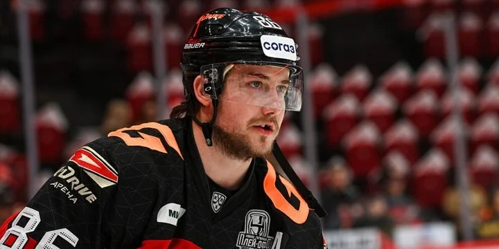 Форвард «Авангарда» Рид Буше: «После семи поражений подряд эмоции не могут быть позитивными» Форвард «Авангарда» Рид Буше: «После семи поражений подряд эмоции не могут быть позитивными»