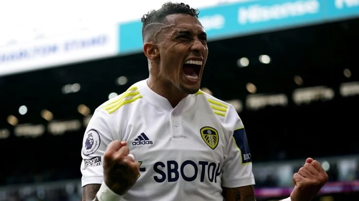 «Барселона» может включить своего игрока в сделку по Рафинье