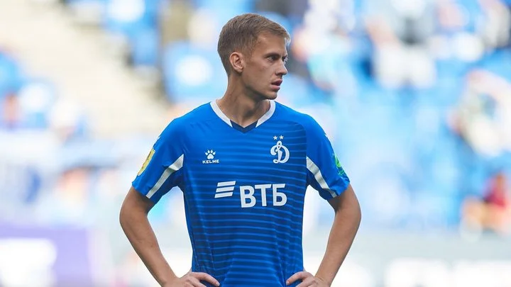 Дмитрий Хохлов: «Фомин провел хороший сезон. Я на его месте, наверное, попробовал бы себя в зарубежном чемпионате»