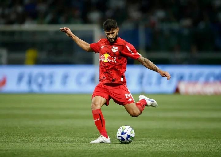 ЦСКА может подписать хавбека «Брагантино» Жуниньо Капишабу ЦСКА может подписать хавбека «Брагантино» Жуниньо Капишабу