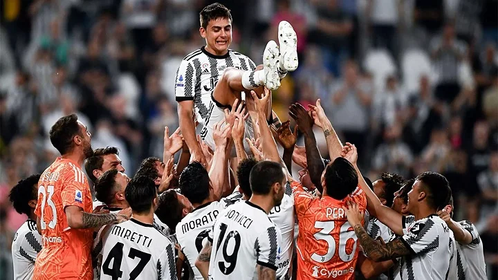 Дибала разрыдался после матча с «Лацио» Дибала разрыдался после матча с «Лацио»